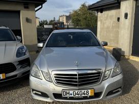 Mercedes-Benz E350, 3.0 l., saloon / sedan