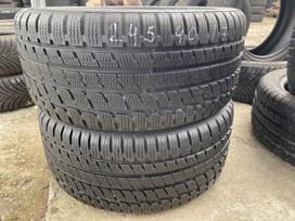 Kumho I‘zen KW27, žieminės 245/40 R17