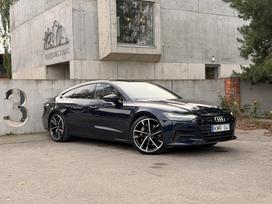 Audi A7, 3.0 l., saloon / sedan