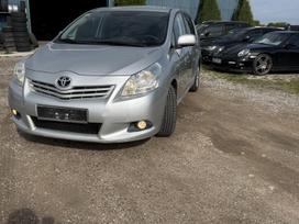 Toyota Verso, 2.0 l., mpv / minivan