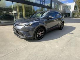 Toyota C-HR, 1.8 l., off-road / crossover