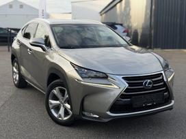 Lexus NX 300h, 2.5 l., off-road / crossover