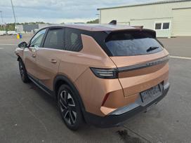Opel Grandland, 1.2 l., off-road / crossover