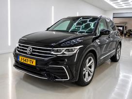 Volkswagen Tiguan, 1.5 l., Внедорожник / Кроссовер