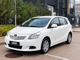 Toyota Verso, 2.0 l., mpv / minivan