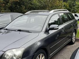Toyota Avensis, 2.0 l., Универсал