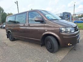 Volkswagen Caravelle, 2.0 l., passenger minibus