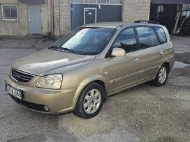 Kia Carens, 2.0 l., hatchback