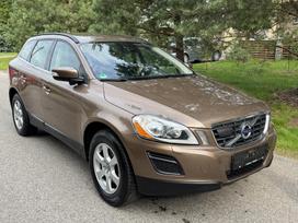 Volvo XC60, 2.0 l., off-road / crossover