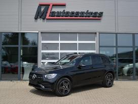 Mercedes-Benz GLC300, 2.0 l., off-road / crossover