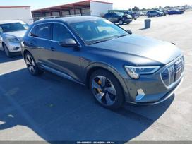 Audi e-tron, Внедорожник / Кроссовер