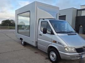 Mercedes-Benz Sprinter 308DC, pritaikyta prekybai