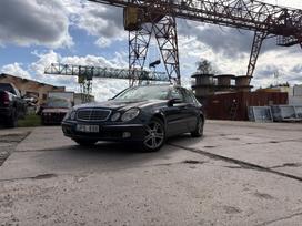 Mercedes-Benz E270, 2.7 l., Седан