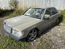 Mercedes-Benz 190, 2.0 l., saloon / sedan