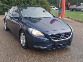 Volvo V40, 1.6 l., hatchback