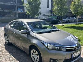 Toyota Corolla, 1.6 l., saloon / sedan