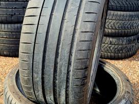 Michelin Pilot Sport 4S, летние 245/35 R19