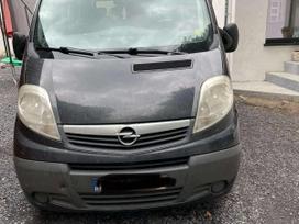 Opel Vivaro, 2.0 l., Пассажирский микроавтобус