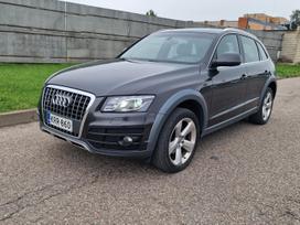 Audi Q5, 2.0 l., off-road / crossover