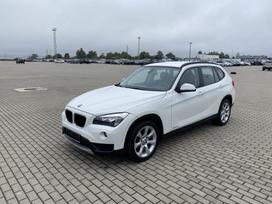 BMW X1, 2.0 l., Внедорожник / Кроссовер