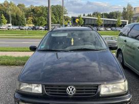 Volkswagen Passat, 1.6 l., universalas