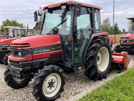 Kubota ĮVAIRIŲ MODELIŲ, tractors