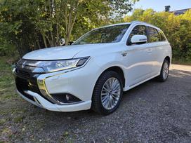 Mitsubishi Outlander, 2.4 l., visureigis / krosoveris