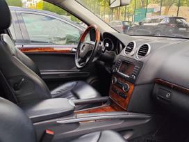 Mercedes-Benz ML420, 4.0 l., off-road / crossover