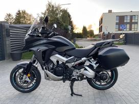 Honda VFR (Crosstourer / Crossrunner) 800cc, enduro / adventure