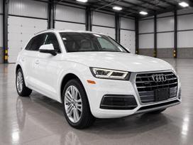 Audi Q5, 2.0 l., Внедорожник / Кроссовер