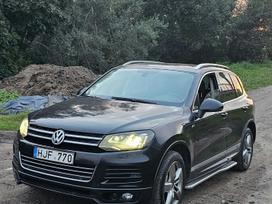 Volkswagen Touareg, 3.6 l., off-road / crossover