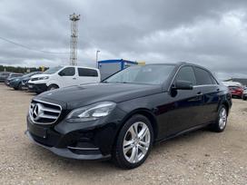 Mercedes-Benz E300, 2.1 l., saloon / sedan