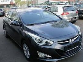 Hyundai i40 for parts. Led zibintai