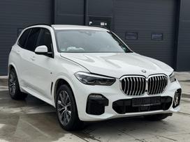BMW X5, 3.0 l., off-road / crossover
