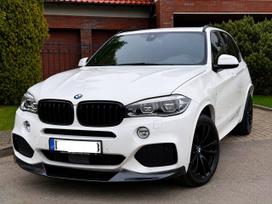 BMW X5, 3.0 l., visurgājējs / krosovers