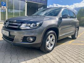 Volkswagen Tiguan, 2.0 l., off-road / crossover
