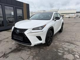 Lexus NX 300h, 2.5 l., off-road / crossover