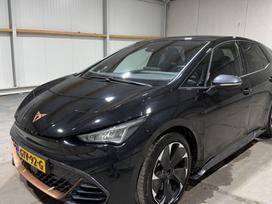 Cupra Born, 63 кВт·ч, Хэтчбек