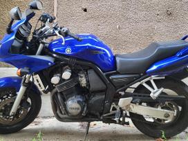 Yamaha FZS 600cc, street / classic