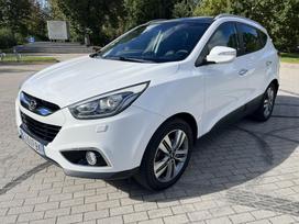 Hyundai ix35, 2.0 l., off-road / crossover