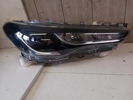Toyota Corolla Cross lights