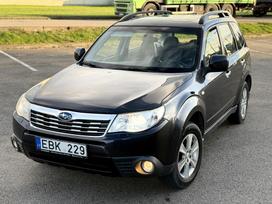 Subaru Forester, 2.0 l., Внедорожник / Кроссовер