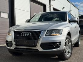 Audi Q5, 2.0 l., Внедорожник / Кроссовер
