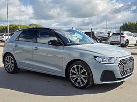 Audi A1, 1.0 l., Хэтчбек