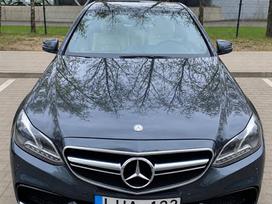 Mercedes-Benz E200, 2.1 l., Седан