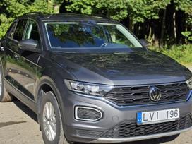 Volkswagen T-Roc, 1.5 l., off-road / crossover