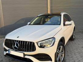 Mercedes-Benz GLC300, 2.0 l., off-road / crossover