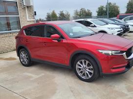 Mazda CX-5, 2.2 l., off-road / crossover
