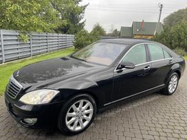 Mercedes-Benz S320, 3.0 l., saloon / sedan
