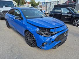 Mercedes-Benz CLA35 AMG, 85 kWh, saloon / sedan